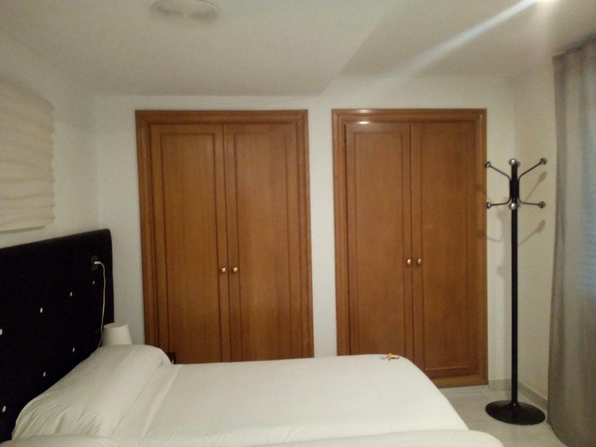 La Bilbaina Hotell Vitoria-Gasteiz Rum bild