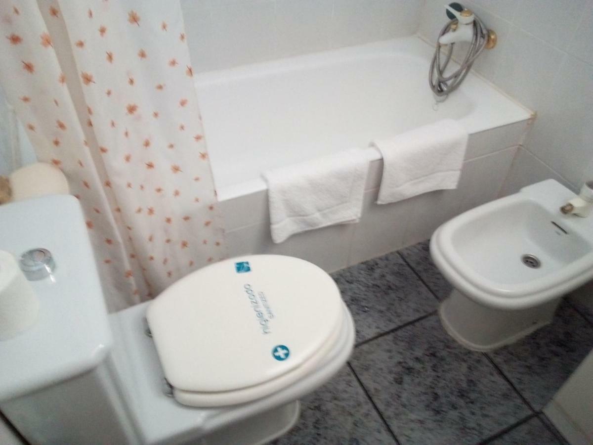 La Bilbaina Hotell Vitoria-Gasteiz Rum bild