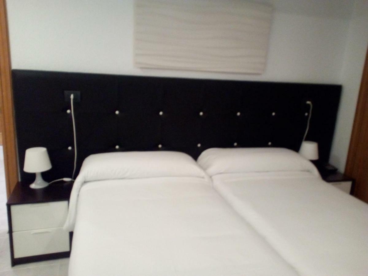 La Bilbaina Hotell Vitoria-Gasteiz Rum bild